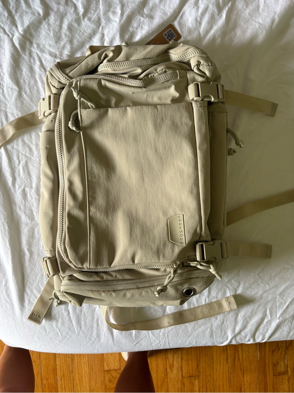 NWT BAGSMART Beige Travel Backpack - Neutral Canvas Daypack